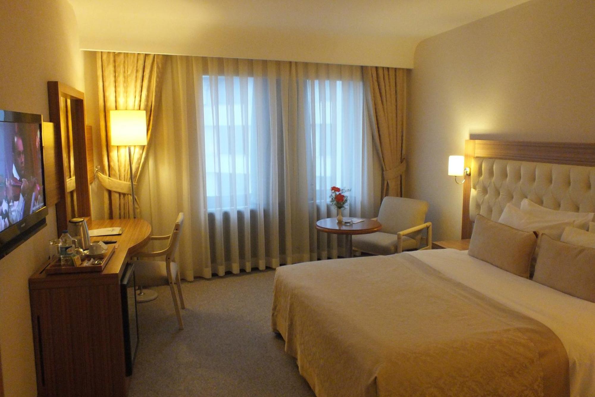 Park Royal Hotel Adana Eksteriør billede