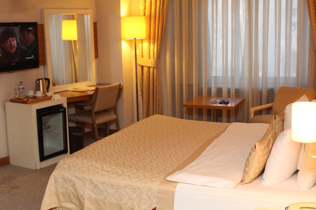 Park Royal Hotel Adana Eksteriør billede